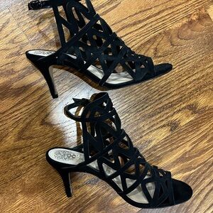 Vince Camino size 7 heels leather upper sexy heels NWOT!!
